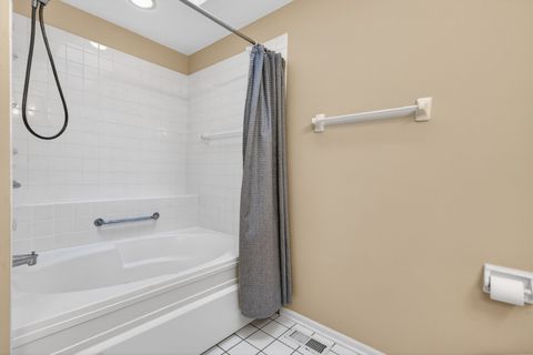 Tiny photo for 330 Stillwater Court #330, Wauconda, IL 60084 (MLS # 12621075)