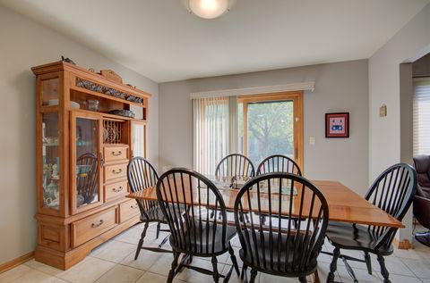 Tiny photo for 9413 Caledonia Drive, Tinley Park, IL 60487 (MLS # 12469056)