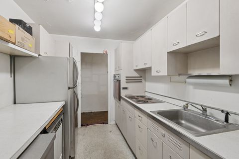 Tiny photo for 1255 N Sandburg Terrace #2402, Chicago, IL 60610 (MLS # 12593736)