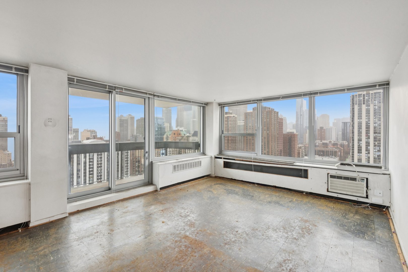 1255 N Sandburg Terrace 2402