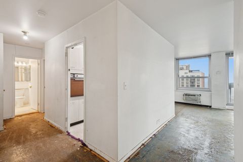 Tiny photo for 1255 N Sandburg Terrace #2402, Chicago, IL 60610 (MLS # 12593736)