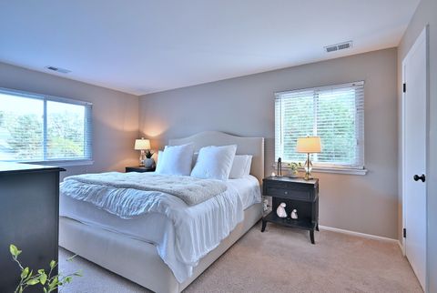 Tiny photo for 1264 Williamsburg Drive #D2, Schaumburg, IL 60193 (MLS # 12490707)