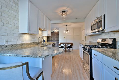 Tiny photo for 1264 Williamsburg Drive #D2, Schaumburg, IL 60193 (MLS # 12490707)
