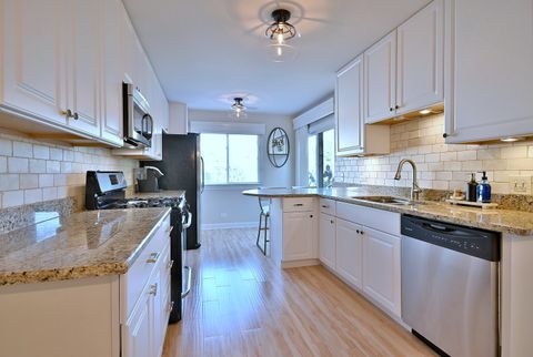 Tiny photo for 1264 Williamsburg Drive #D2, Schaumburg, IL 60193 (MLS # 12490707)