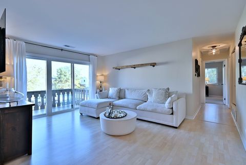 Tiny photo for 1264 Williamsburg Drive #D2, Schaumburg, IL 60193 (MLS # 12490707)