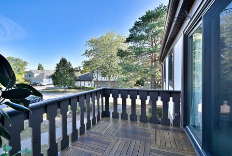 Tiny photo for 1264 Williamsburg Drive #D2, Schaumburg, IL 60193 (MLS # 12490707)
