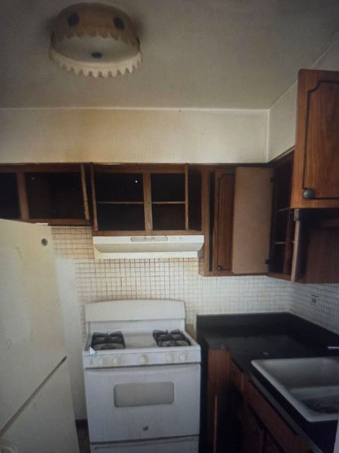 Tiny photo for 550 Michigan City Road #3E, Calumet City, IL 60409 (MLS # 12540647)