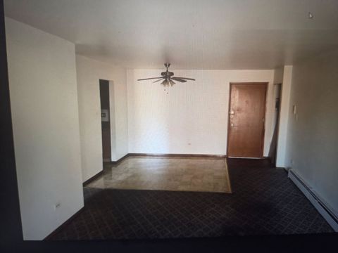 Tiny photo for 550 Michigan City Road #3E, Calumet City, IL 60409 (MLS # 12540647)