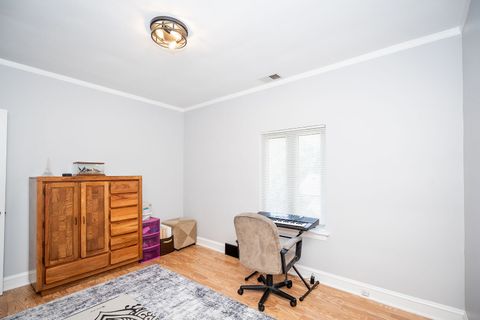 Tiny photo for 10656 S Oakley Avenue, Chicago, IL 60643 (MLS # 12526835)