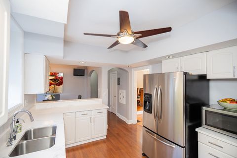 Tiny photo for 10656 S Oakley Avenue, Chicago, IL 60643 (MLS # 12526835)