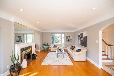 Tiny photo for 10656 S Oakley Avenue, Chicago, IL 60643 (MLS # 12526835)