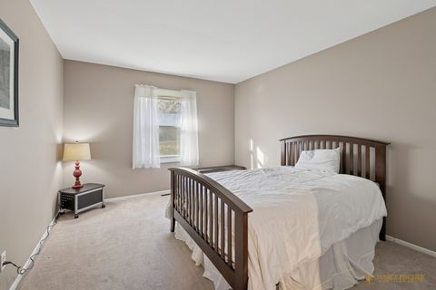 Tiny photo for 1115 N Oakwood Drive, McHenry, IL 60050 (MLS # 12514442)