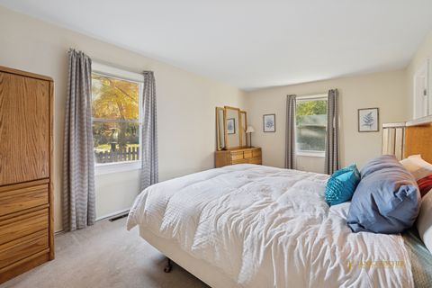 Tiny photo for 1115 N Oakwood Drive, McHenry, IL 60050 (MLS # 12514442)