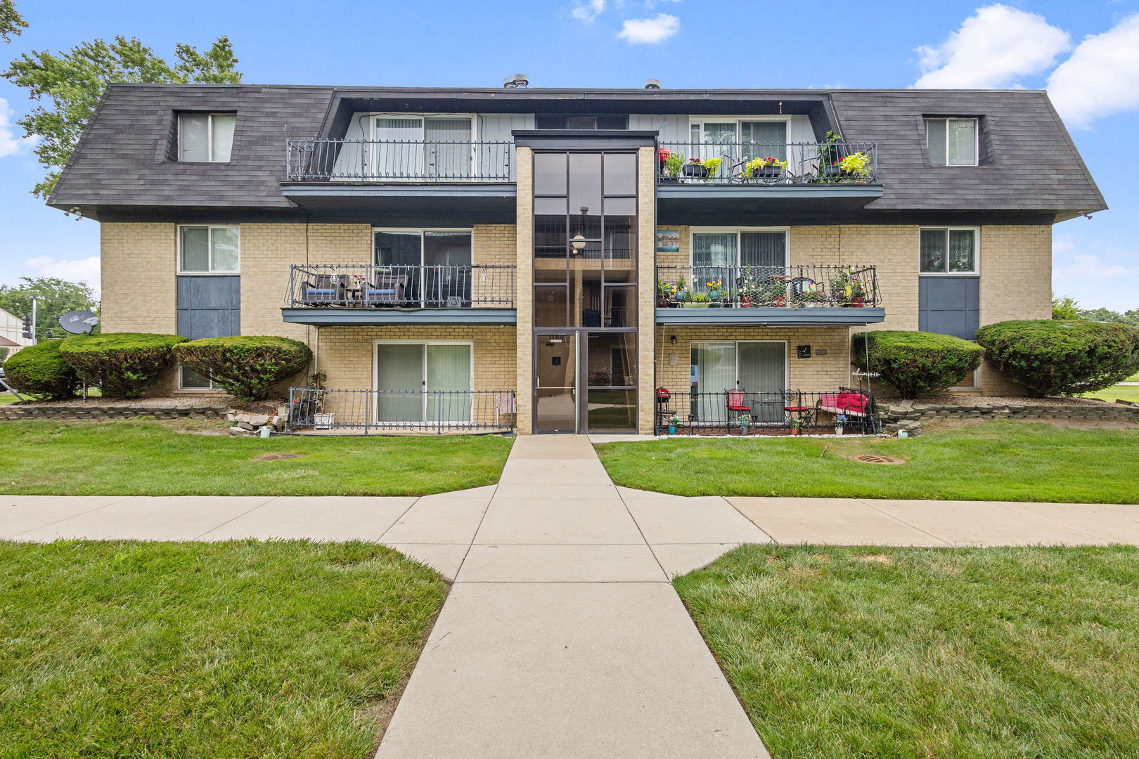 11102 S 84th Avenue 3B