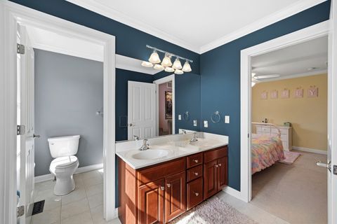 Tiny photo for 40W612 Blue Lake Circle N, St. Charles, IL 60175 (MLS # 12596410)