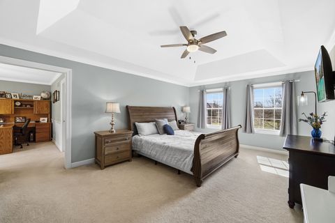 Tiny photo for 40W612 Blue Lake Circle N, St. Charles, IL 60175 (MLS # 12596410)