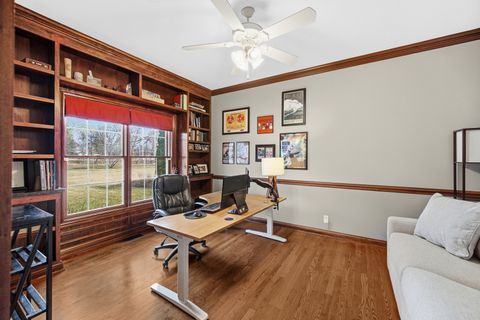 Tiny photo for 40W612 Blue Lake Circle N, St. Charles, IL 60175 (MLS # 12596410)