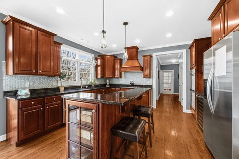 Tiny photo for 40W612 Blue Lake Circle N, St. Charles, IL 60175 (MLS # 12596410)