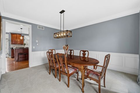 Tiny photo for 40W612 Blue Lake Circle N, St. Charles, IL 60175 (MLS # 12596410)