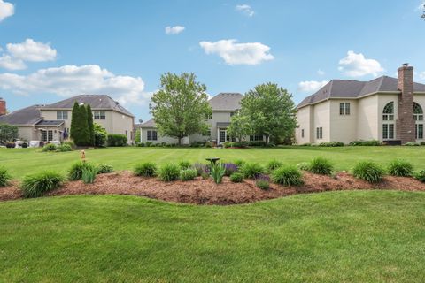 Tiny photo for 40W612 Blue Lake Circle N, St. Charles, IL 60175 (MLS # 12596410)