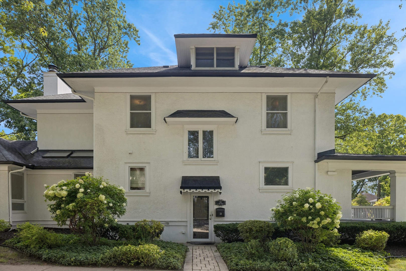 23 N Vine Street