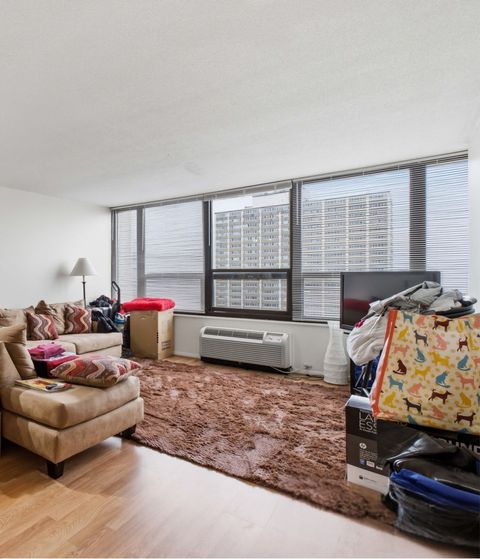 Tiny photo for 5100 N Marine Drive #17E, Chicago, IL 60640 (MLS # 12624540)