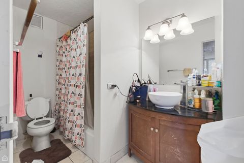 Tiny photo for 5100 N Marine Drive #17E, Chicago, IL 60640 (MLS # 12624540)