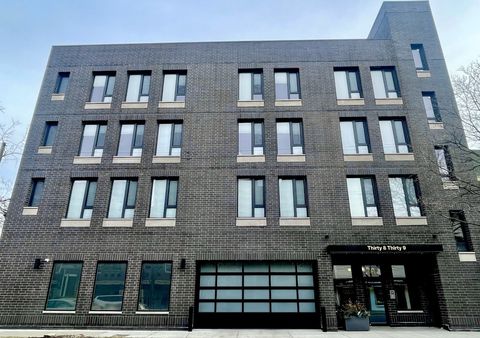 3839 N Clark Street 203 Chicago IL 60613