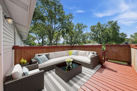 Tiny photo for 134 Michael Lane, New Lenox, IL 60451 (MLS # 12649367)