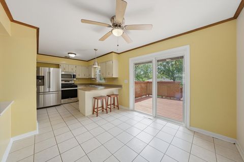 Tiny photo for 134 Michael Lane, New Lenox, IL 60451 (MLS # 12649367)