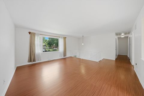 Tiny photo for 134 Michael Lane, New Lenox, IL 60451 (MLS # 12649367)
