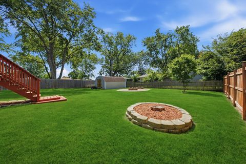 Tiny photo for 134 Michael Lane, New Lenox, IL 60451 (MLS # 12649367)