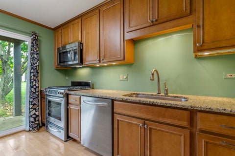 Tiny photo for 386 Elizabeth Drive #386, Wood Dale, IL 60191 (MLS # 12765446)