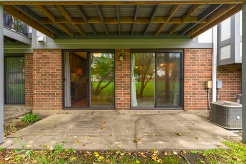 Tiny photo for 386 Elizabeth Drive #386, Wood Dale, IL 60191 (MLS # 12765446)