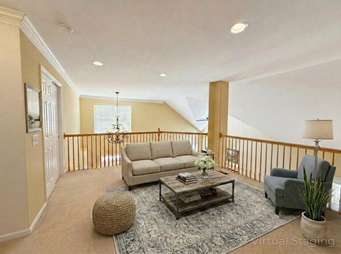 Tiny photo for 28 Oak Creek Court, North Aurora, IL 60542 (MLS # 12554614)