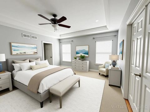 Tiny photo for 28 Oak Creek Court, North Aurora, IL 60542 (MLS # 12554614)