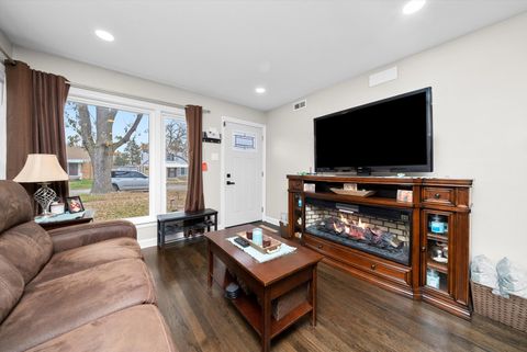 Tiny photo for 540 47th Avenue, Bellwood, IL 60104 (MLS # 12523474)