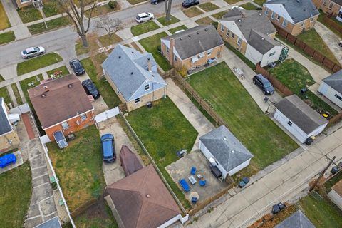 Tiny photo for 540 47th Avenue, Bellwood, IL 60104 (MLS # 12523474)