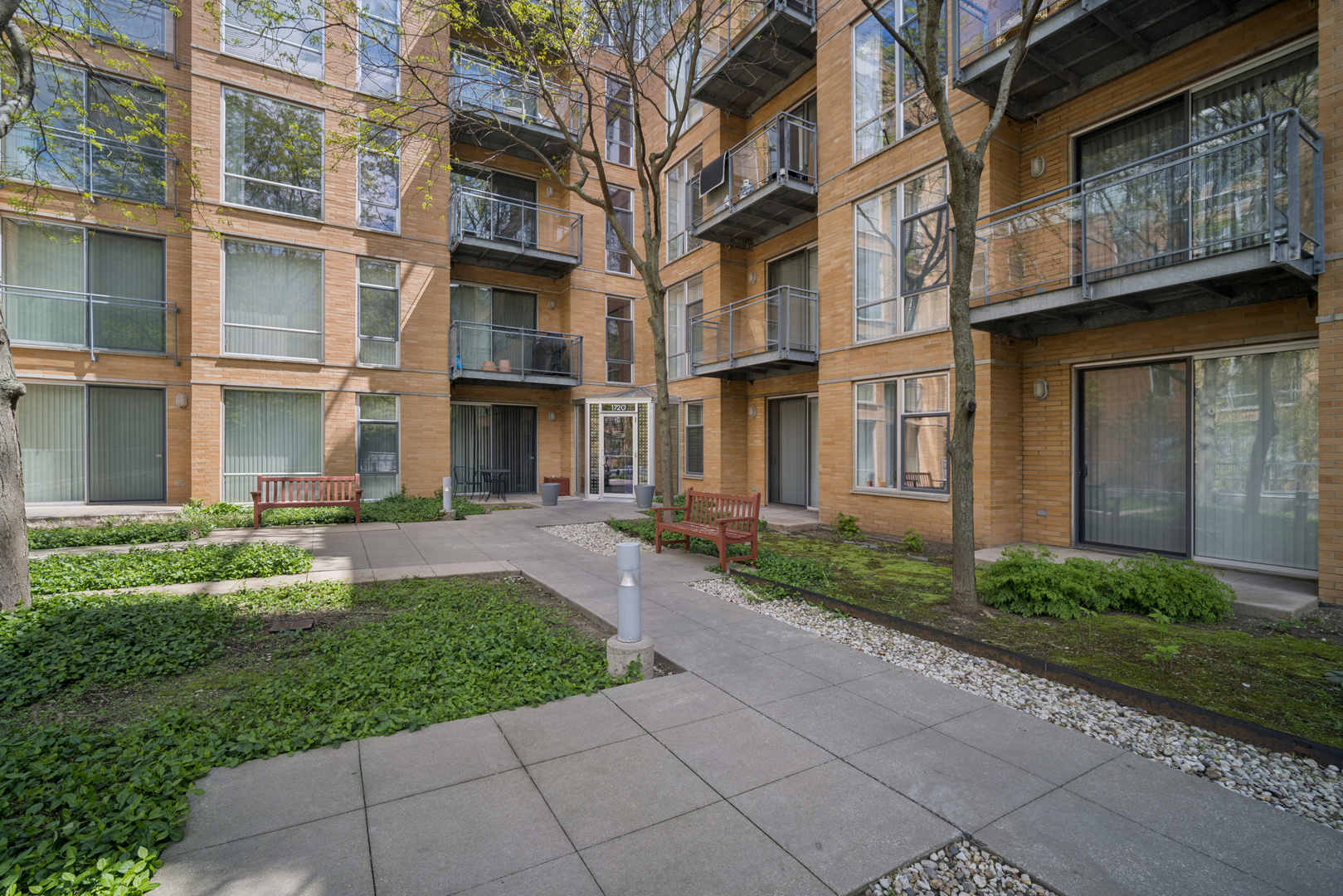 1720 Oak Avenue 711