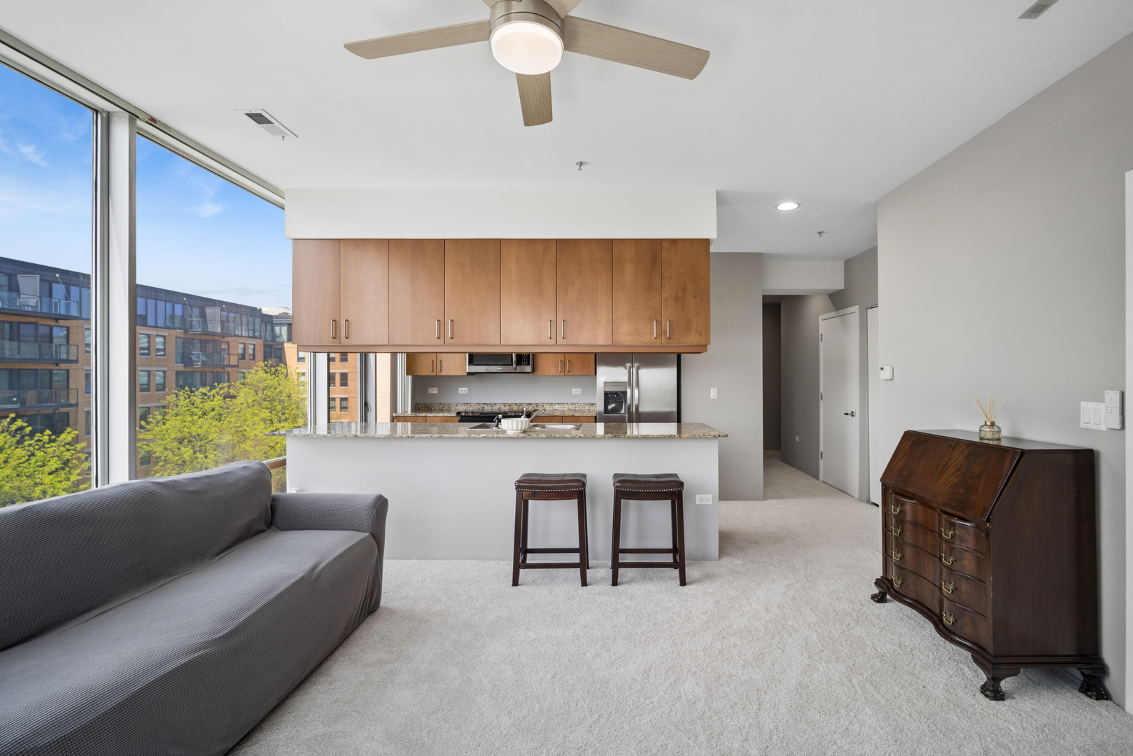 1720 Oak Avenue 711