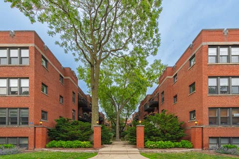 Tiny photo for 5913 N Paulina Street #2E, Chicago, IL 60660 (MLS # 12682009)