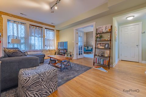 Tiny photo for 5913 N Paulina Street #2E, Chicago, IL 60660 (MLS # 12682009)
