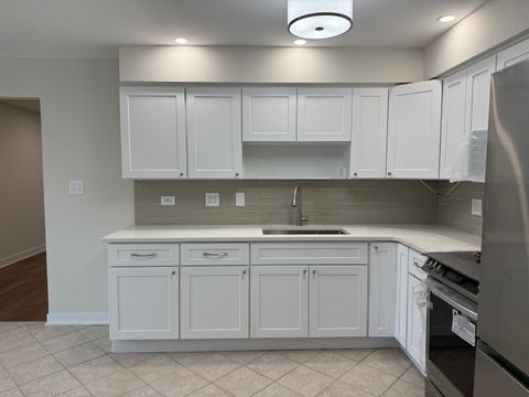 Tiny photo for 544 S La Grange Road #2S, La Grange, IL 60525 (MLS # 12508241)