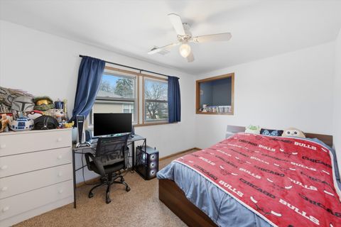 Tiny photo for 10716 S Nashville Avenue, Worth, IL 60482 (MLS # 12562493)