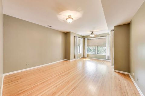 Tiny photo for 4701 N Campbell Avenue #2, Chicago, IL 60625 (MLS # 12488021)