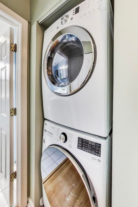 Tiny photo for 4701 N Campbell Avenue #2, Chicago, IL 60625 (MLS # 12488021)