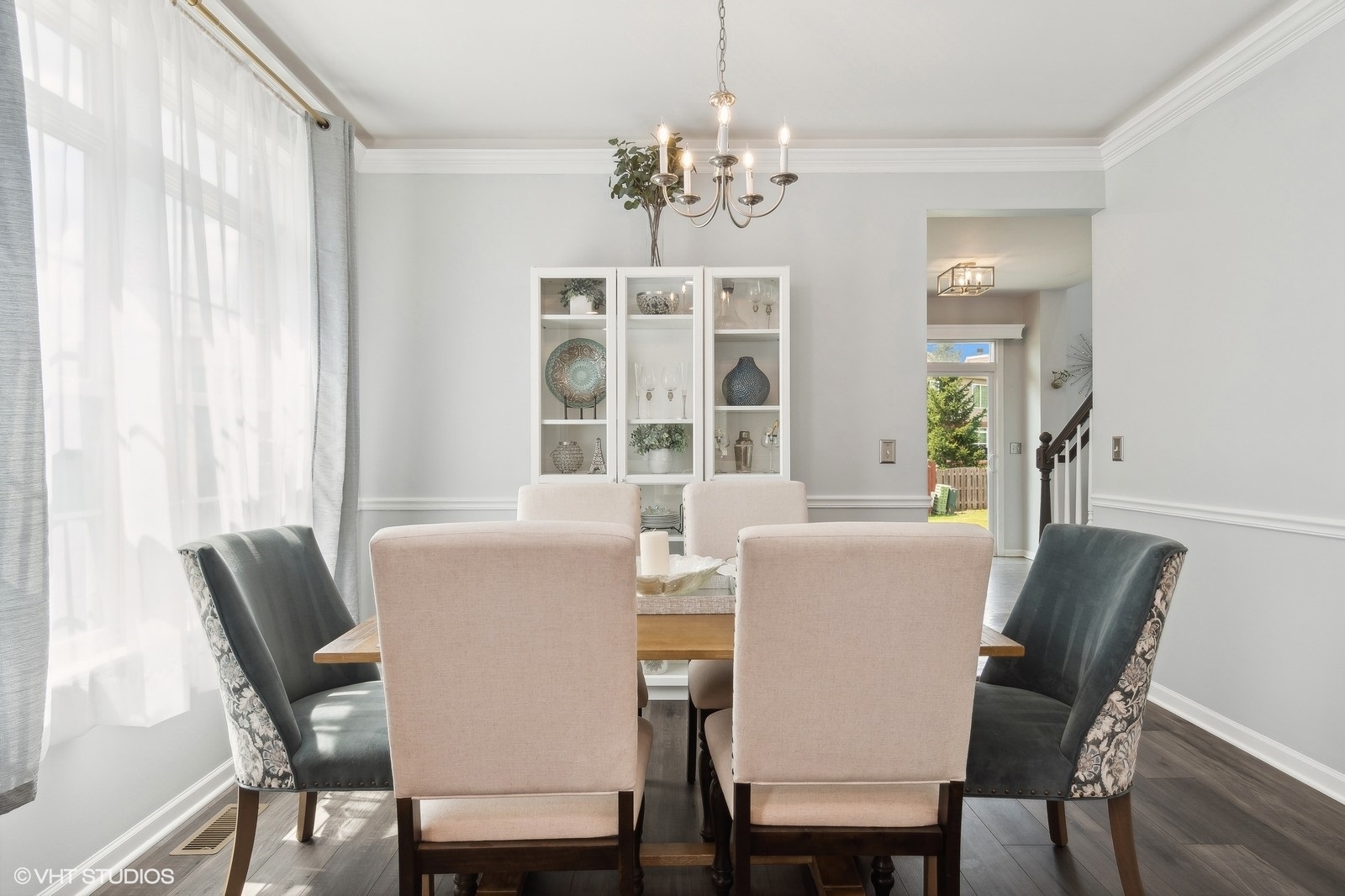 541 Regal Lane