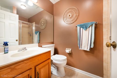 Tiny photo for 474 Elizabeth Drive #17D, Wood Dale, IL 60191 (MLS # 12548284)