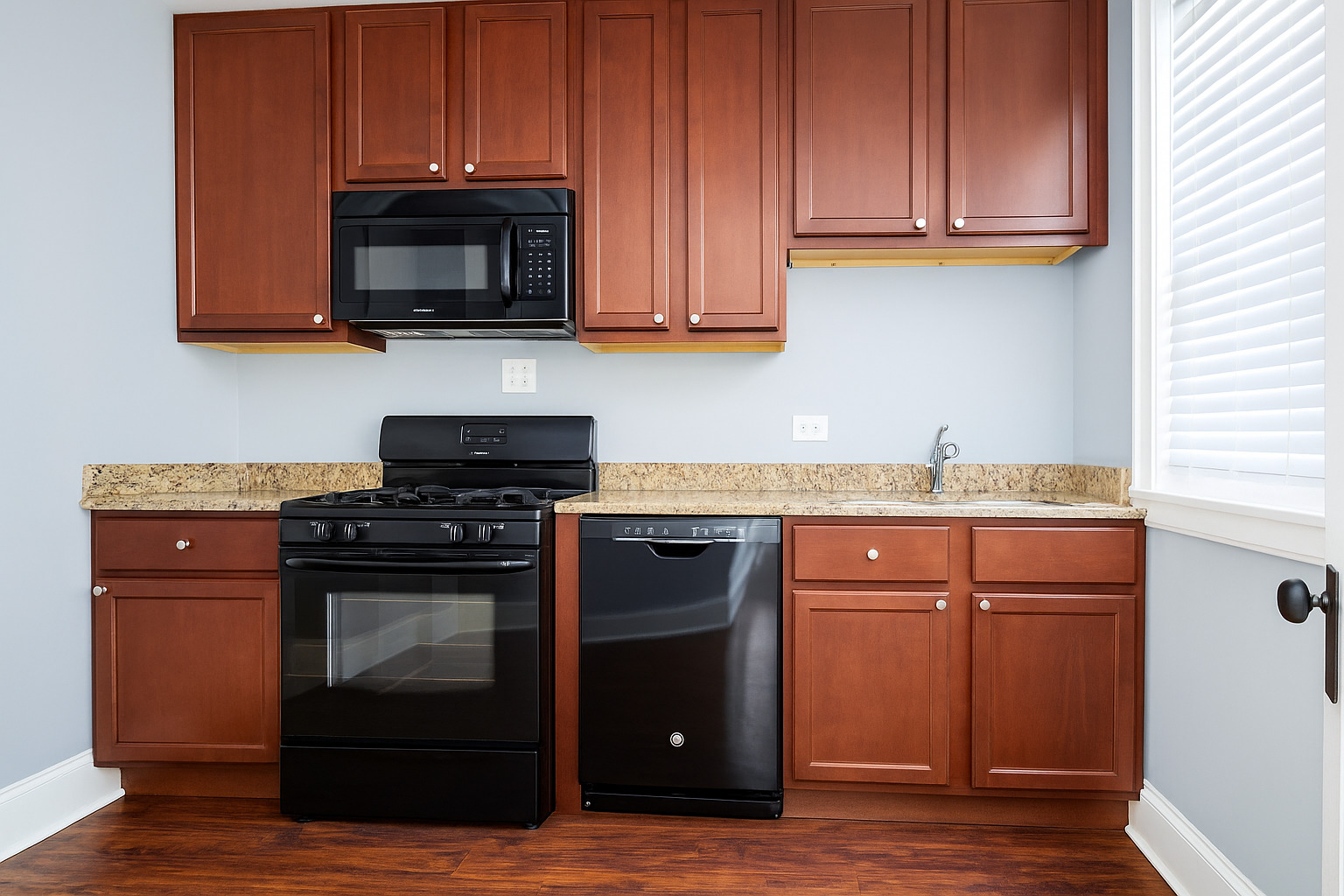 3909 N Lamon Avenue 2N