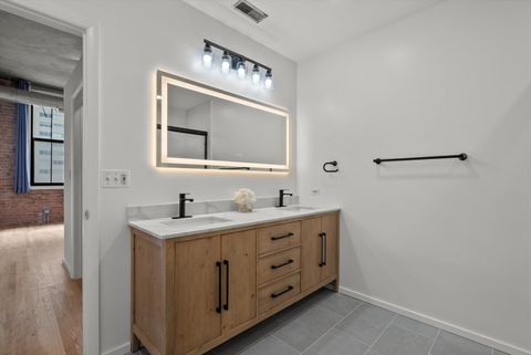 Tiny photo for 817 W Washington Boulevard #503, Chicago, IL 60607 (MLS # 12508938)